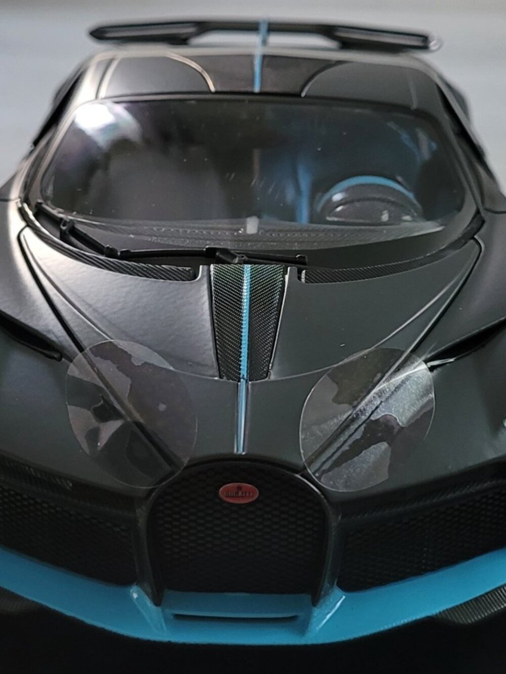 Maisto 2026 - Special Edition - Bugatti Divo 1:18 - Picture 4 of 6